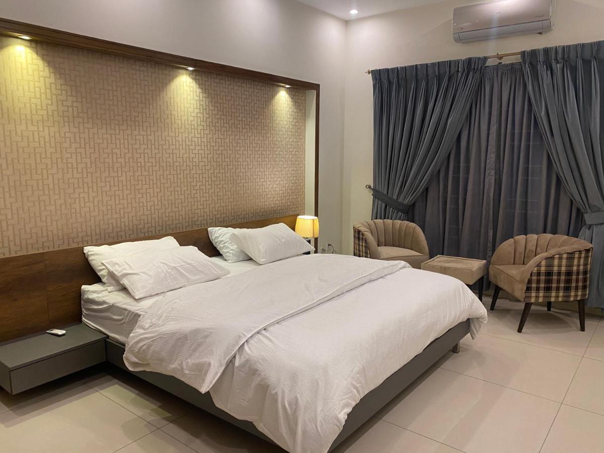 Luxury Guest House In Bahria Town Ravalpindi Kültér fotó