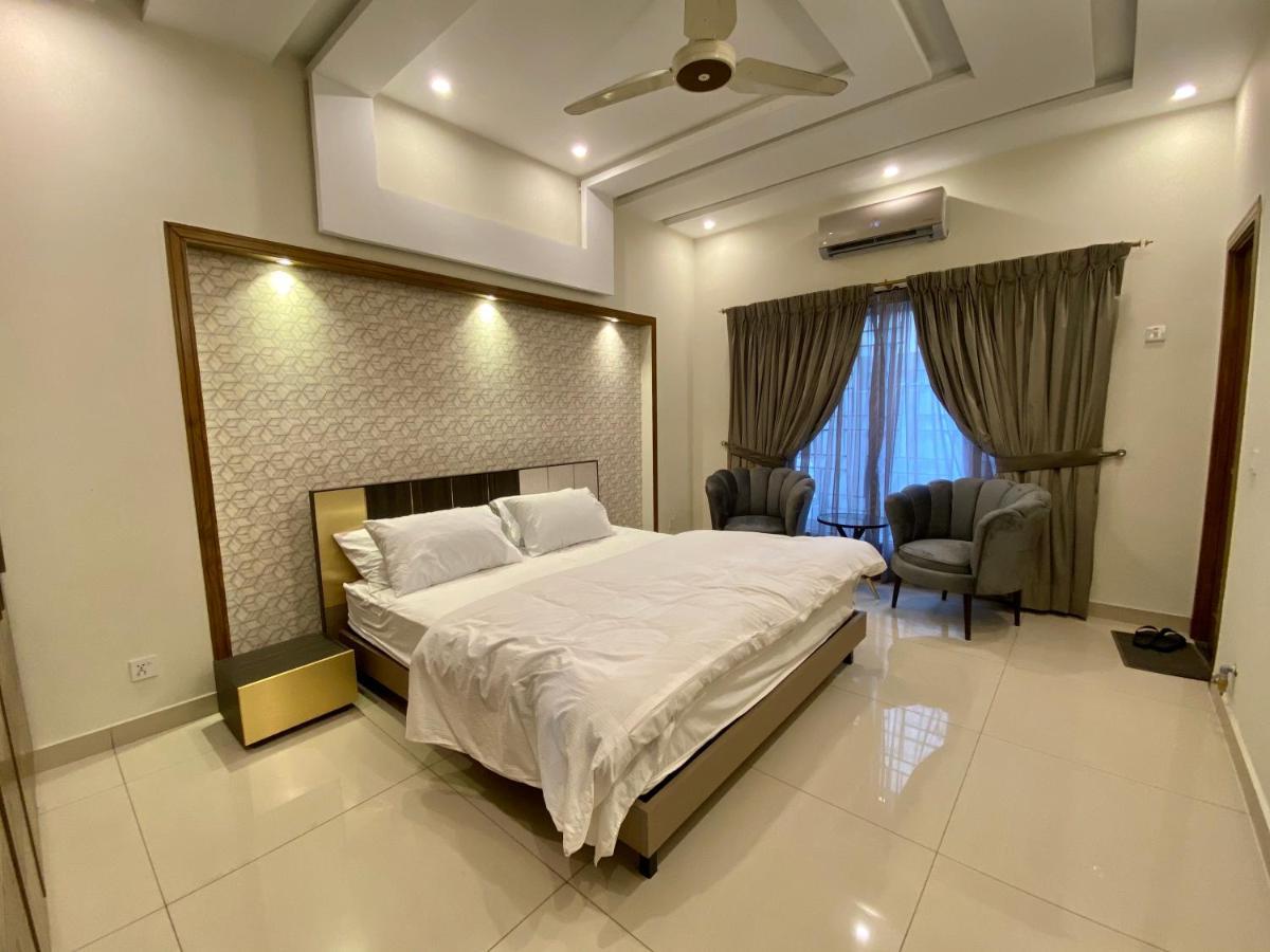 Luxury Guest House In Bahria Town Ravalpindi Kültér fotó