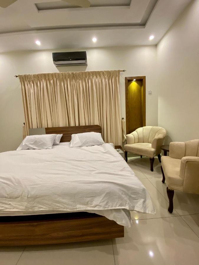 Luxury Guest House In Bahria Town Ravalpindi Kültér fotó
