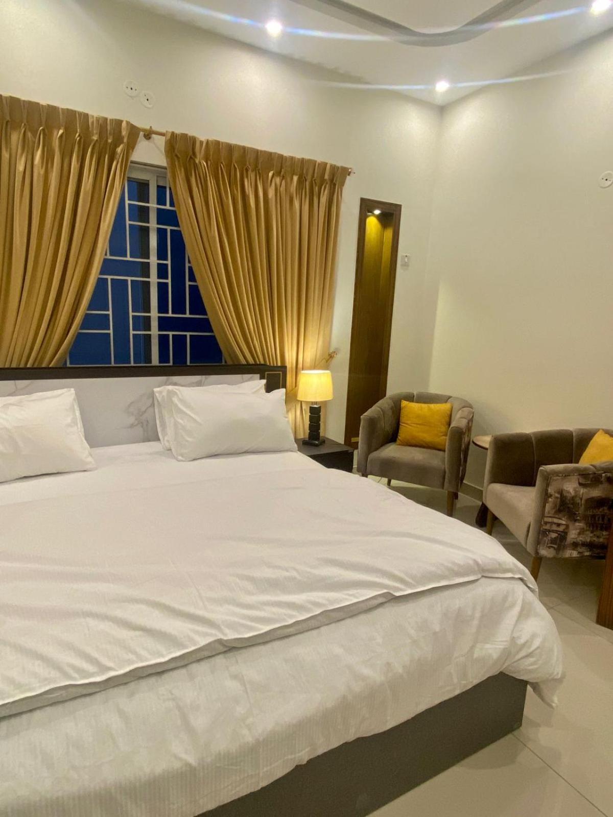 Luxury Guest House In Bahria Town Ravalpindi Kültér fotó